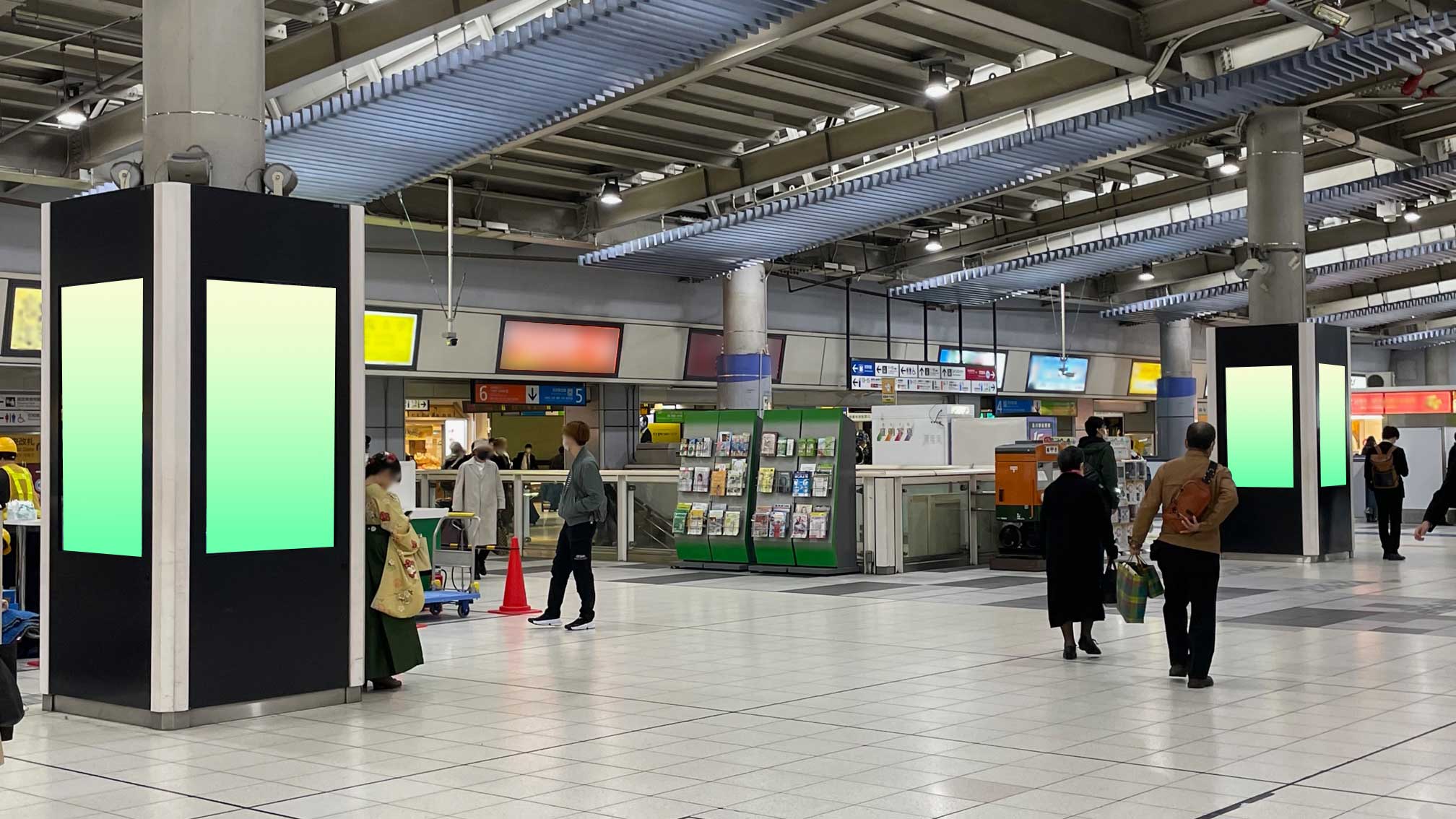 JR 品川駅　J・ADビジョン品川駅中央改札内